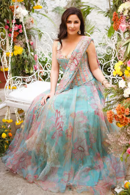 Get a Perfect Slim Look with Designer Petticoat for Saree