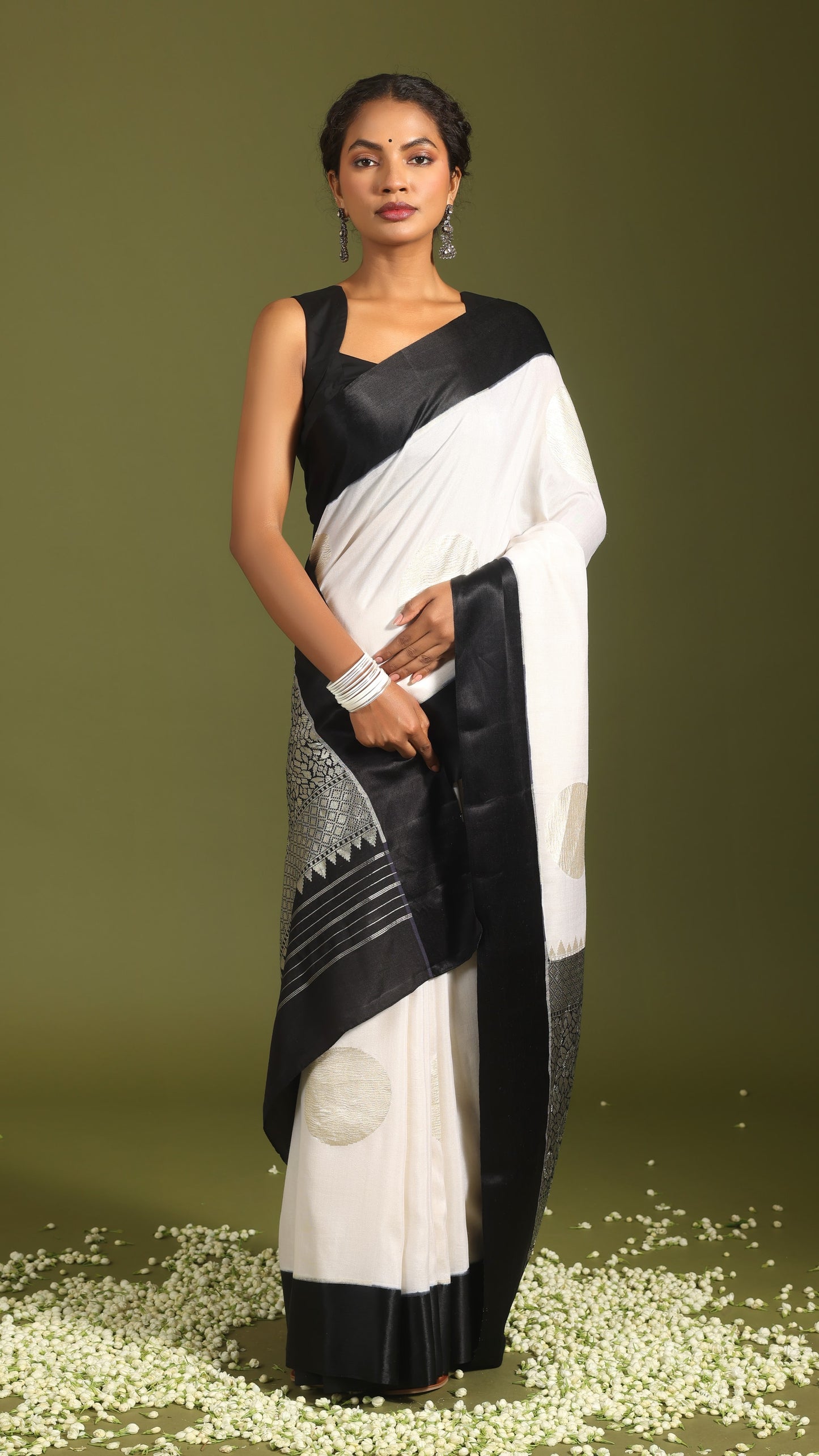 Shwetambari